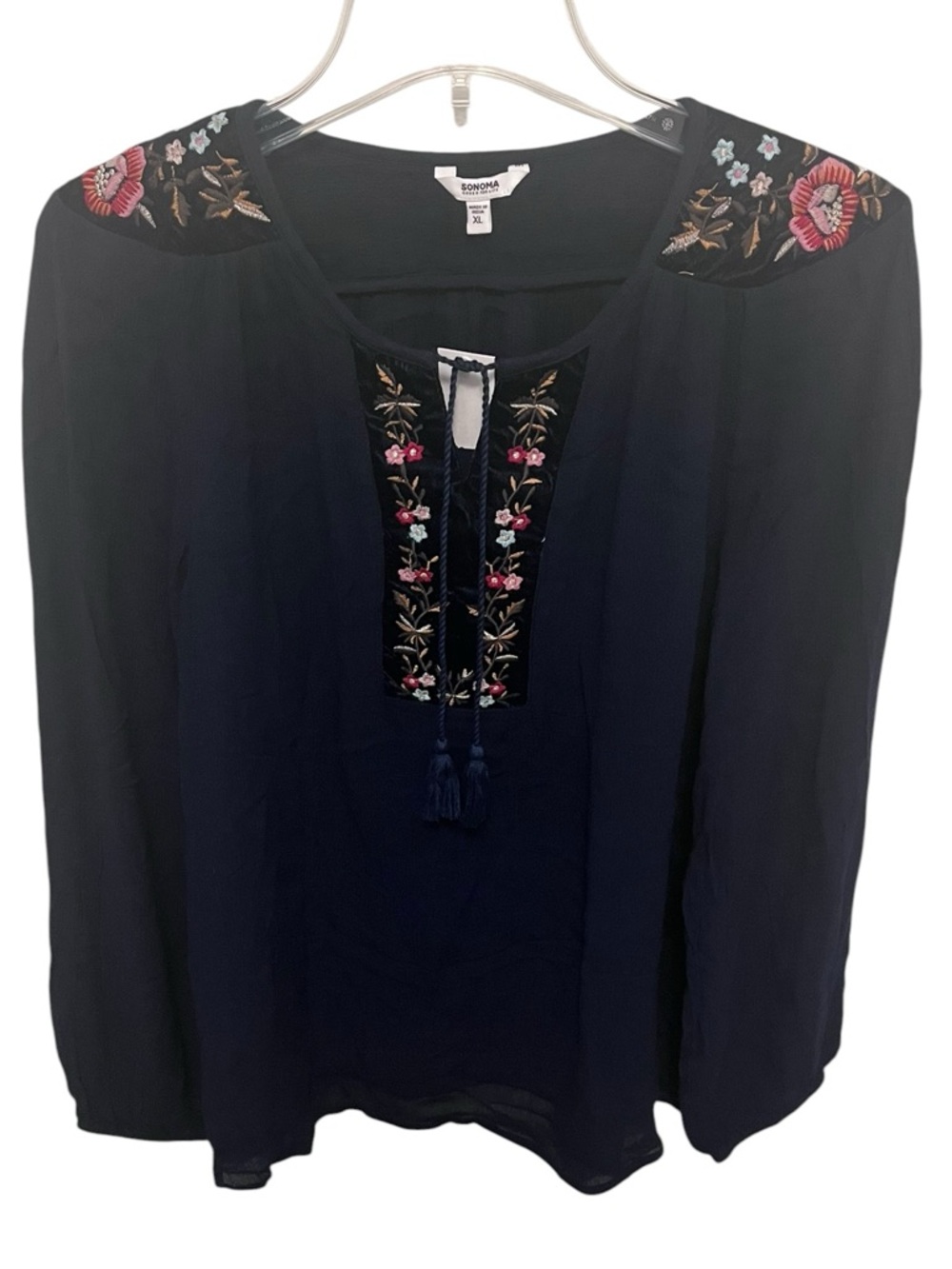 Sonoma Embroidered Boho Top. NWT